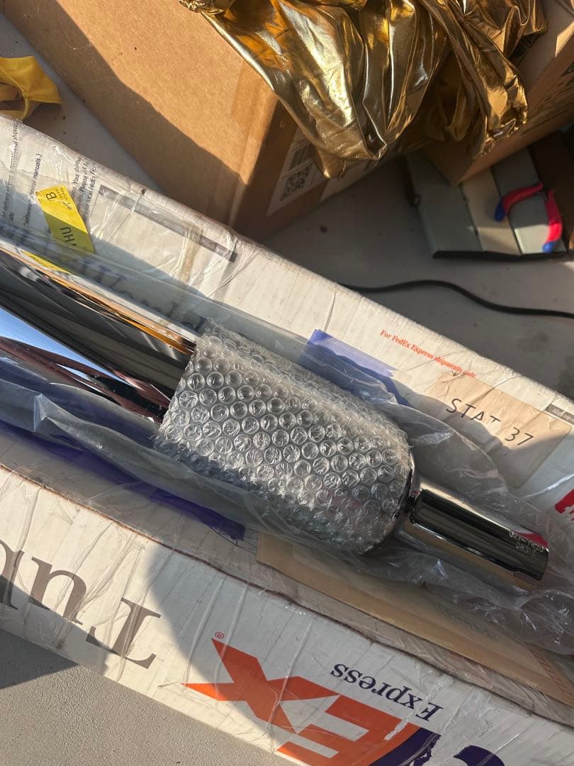 カーカー マフラー 本体 新品　ハーレー