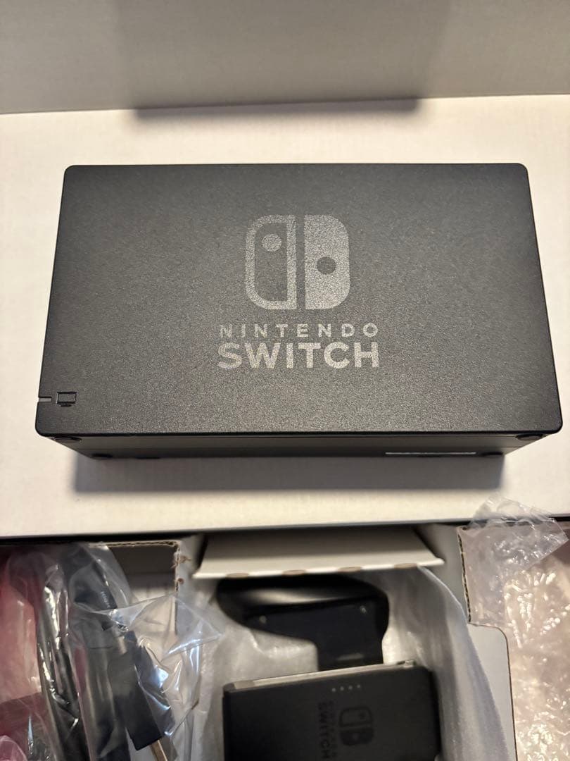 バッテリー強化版Switch本体　ソフト４本セット　スマブラ　スプラトゥーン3