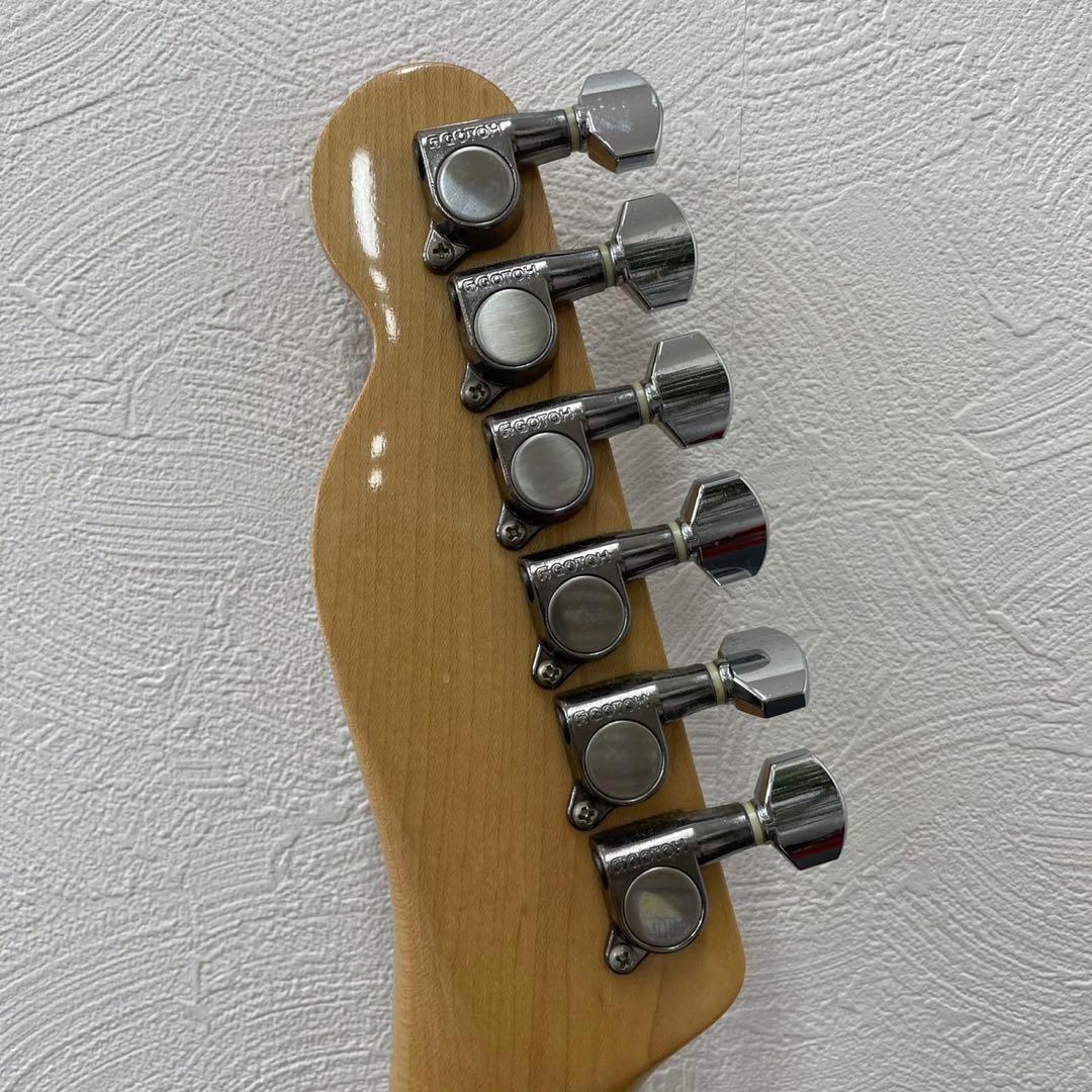 サンバーストカラー　Fender Telecaster Customエレキギター