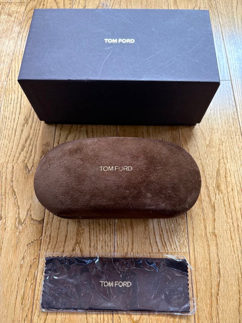 TOM FORDサングラス