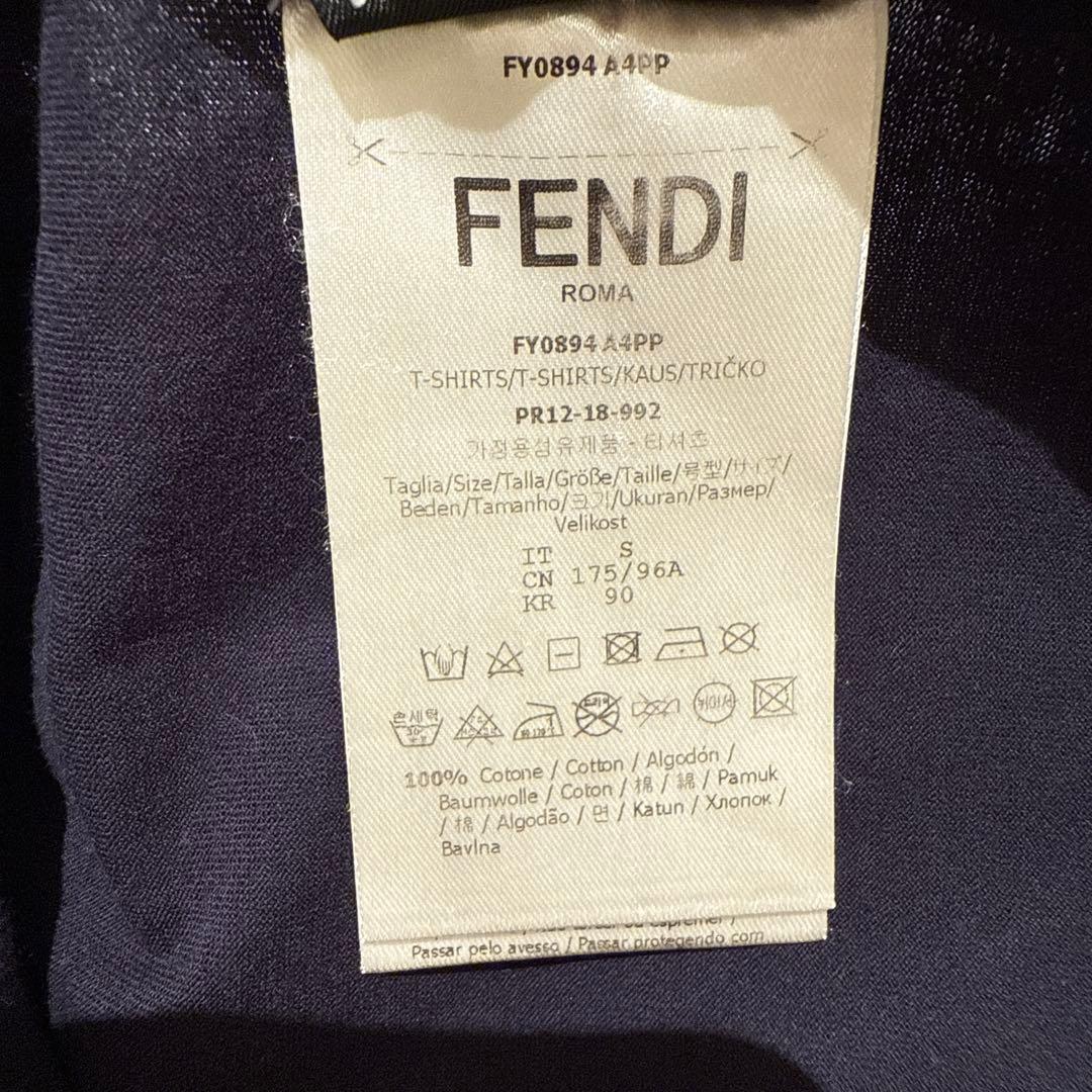 FENDI ネイビー ロゴ Tシャツ