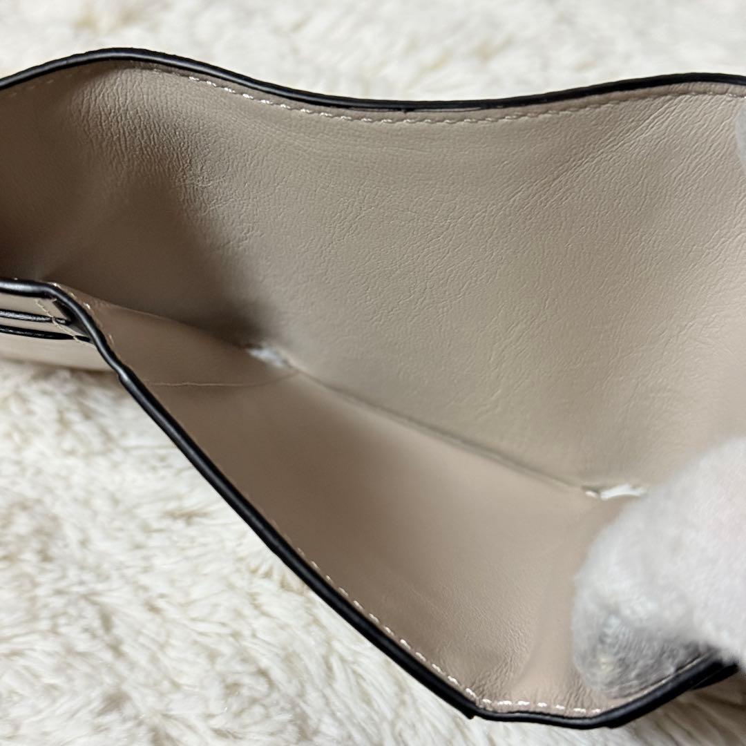 未使用✨ロエベ　アナグラム　バーティカル　トライフォールド ウォレット　レザー