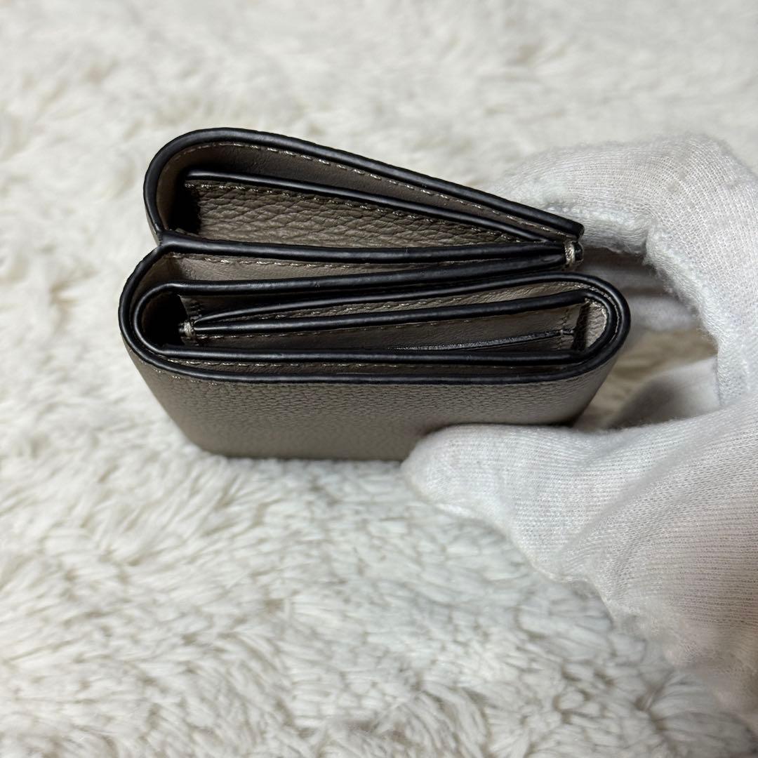 未使用✨ロエベ　アナグラム　バーティカル　トライフォールド ウォレット　レザー