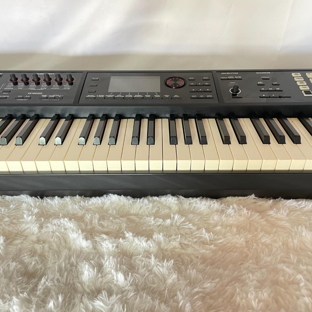 Roland ローランド FA-08 88鍵　上村ひなの