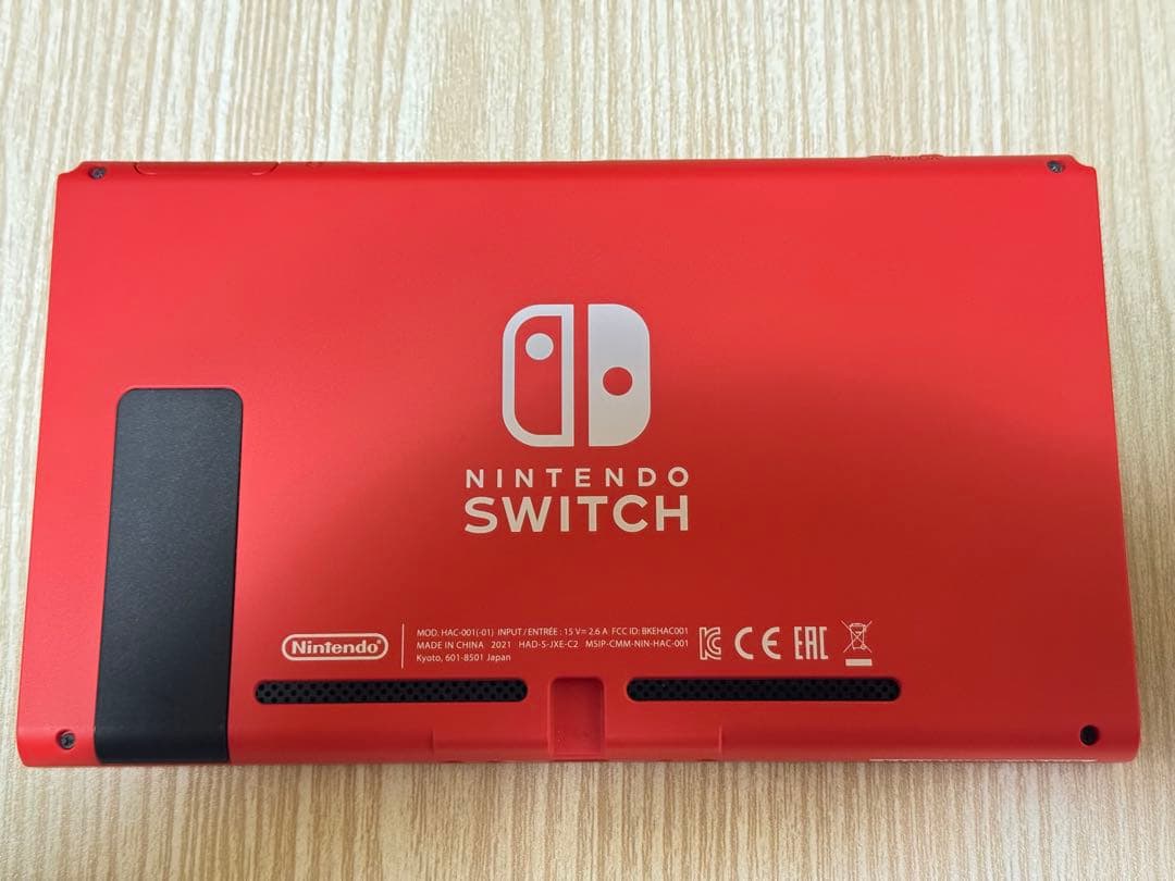 Nintendo Switch 本体 マリオレッド　ソフト付