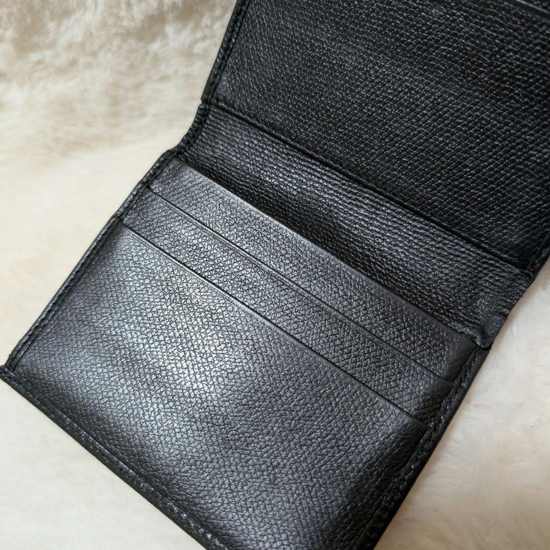シャネル　CHANEL　ココボタン　ブラック　二つ折り　財布