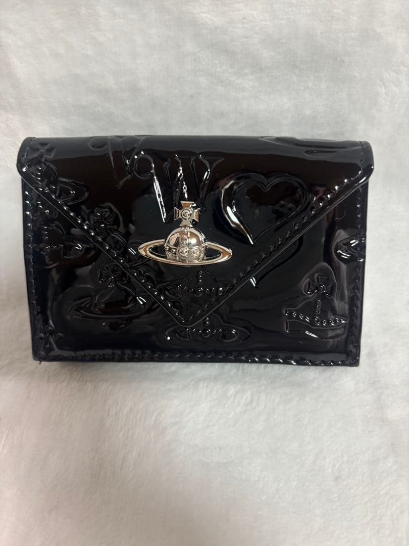 Vivienne Westwood 三つ折りミニ財布 レター　エナメル　ブラック