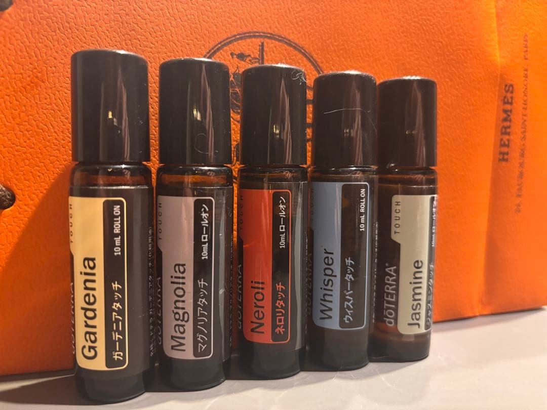 【正規品】doTERRA エッセンシャルオイル ロールオン 5本セット