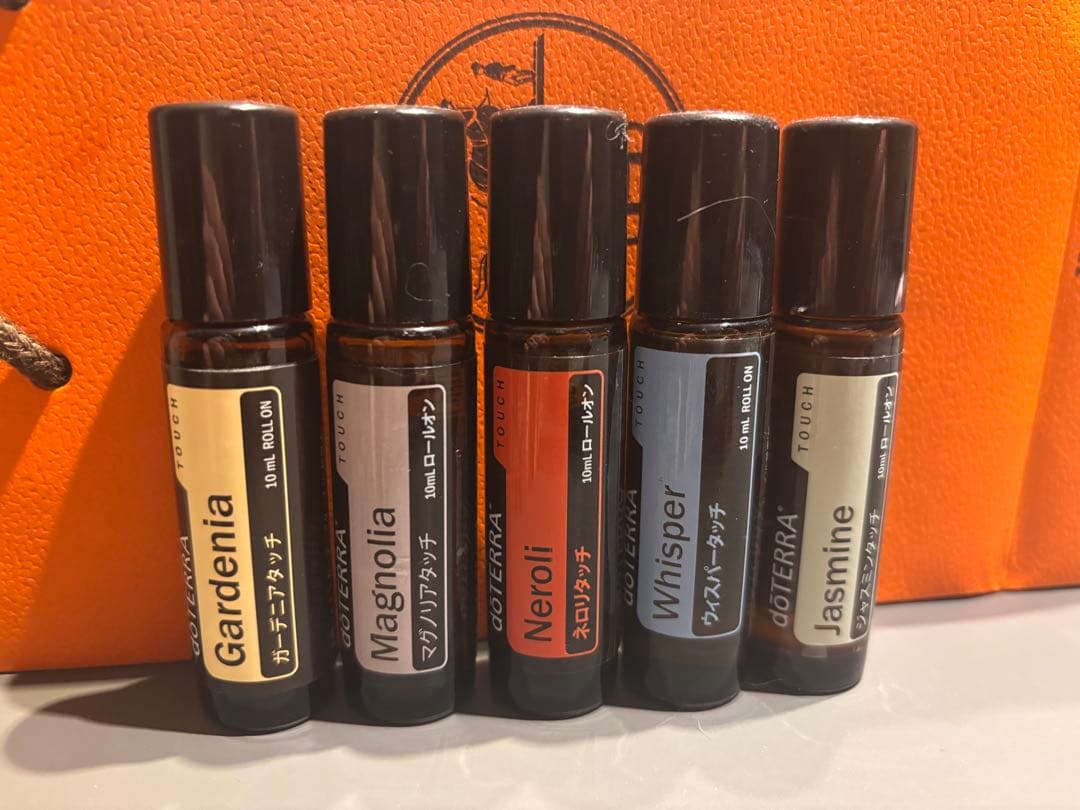 【正規品】doTERRA エッセンシャルオイル ロールオン 5本セット