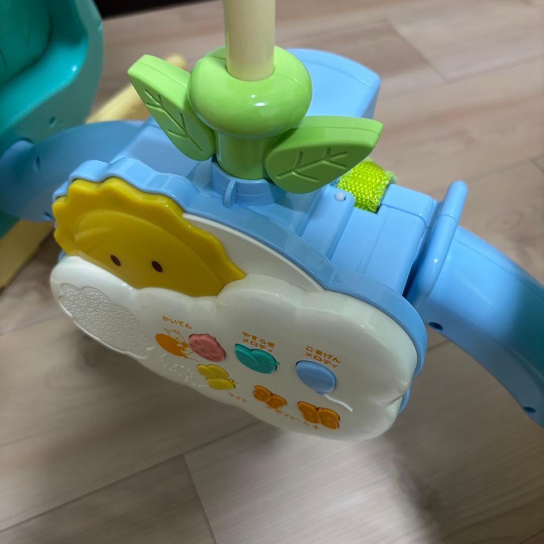 箱あり　くまのプーさん えらべる回転6WAYジムにへんしんメリー　プーメリー