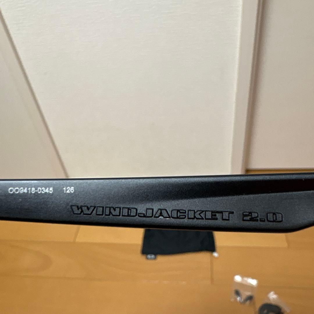 め*め様 極美品 OAKLEY WINDJACKET 2.0 白×黒オークリー