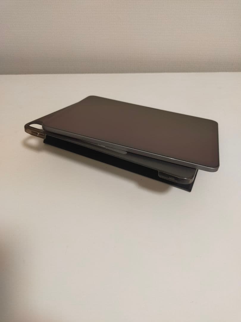 Apple iPad M2エアー　スペースグレー 本体