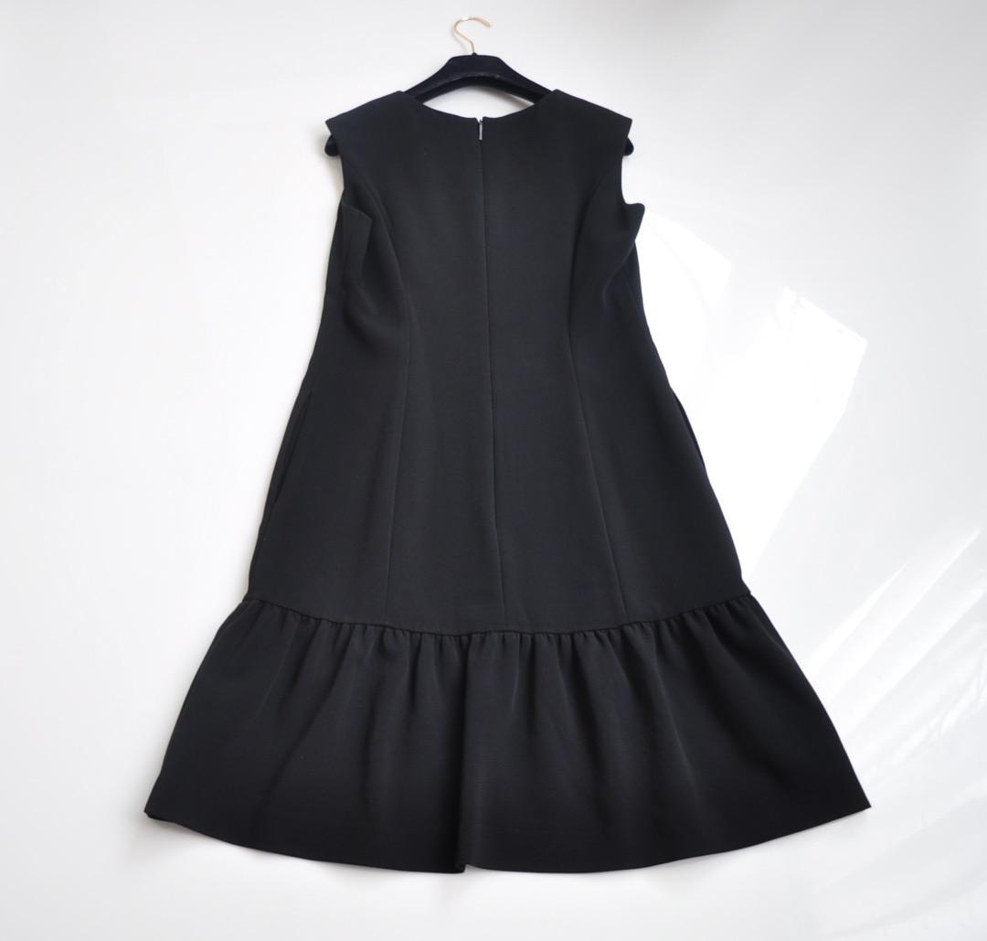 ルネ ♡ 上品 バイカラーワンピース 黒×アイボリー白 フロント小リボン
