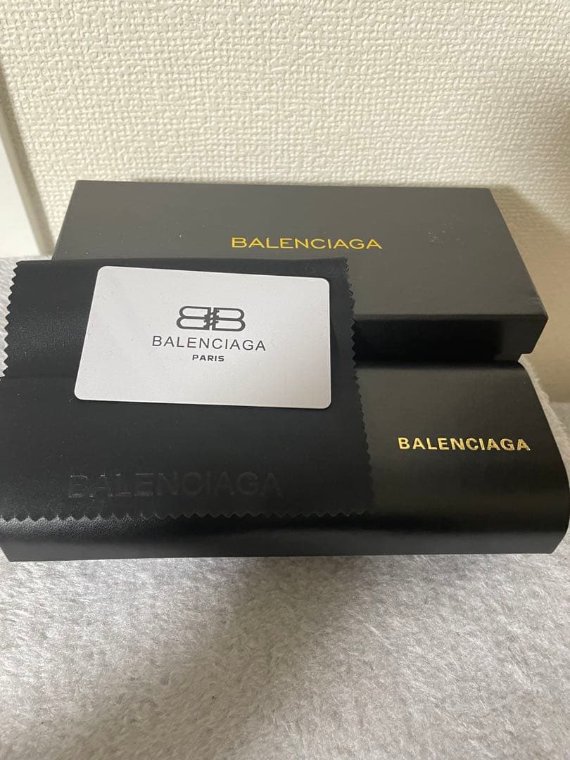 BALENCIAGA サングラス　3/15限定値引き中!