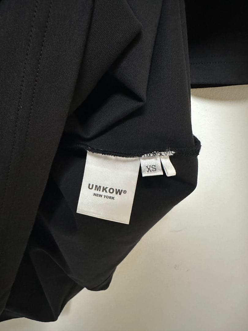 UMKOW アンノウン Tシャツ