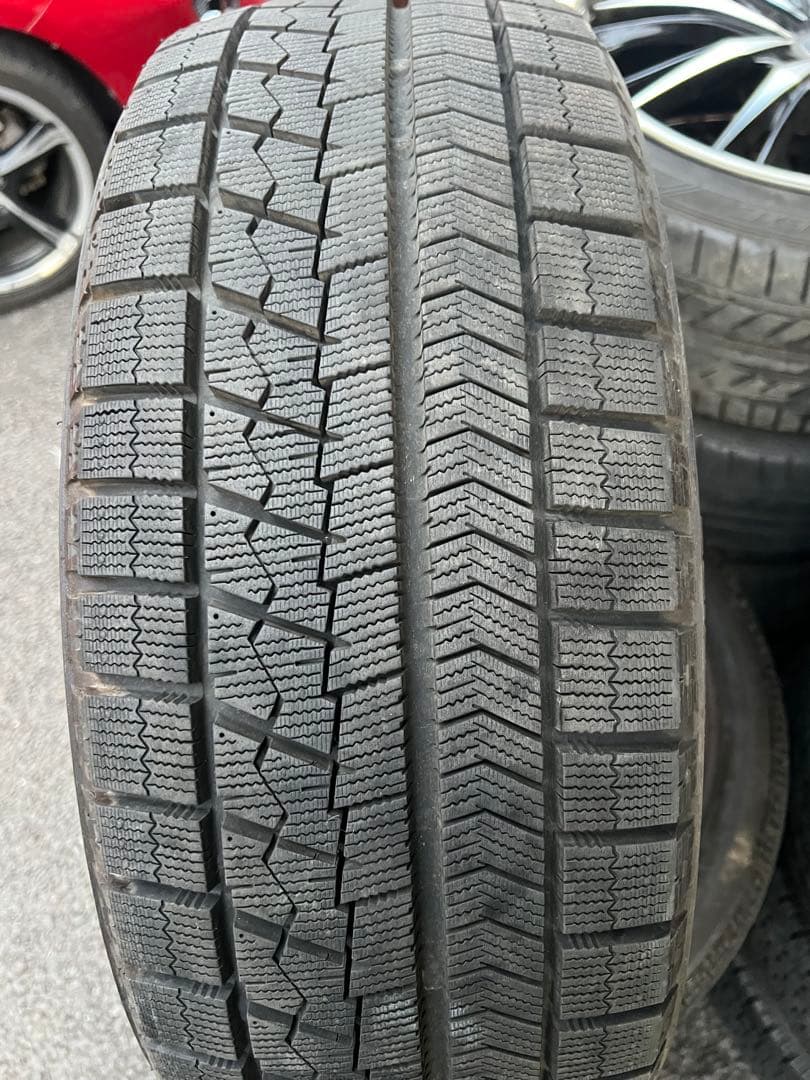 215/45R18, ブリヂストン,2013年,2本