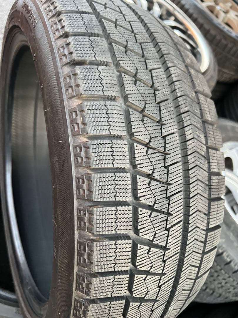 215/45R18, ブリヂストン,2013年,2本