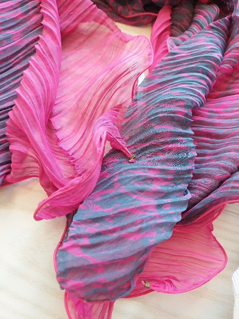 難アリ▪︎イッセイミヤケ▪︎ISSEY MIYAKE FETE▪︎二重布ストール