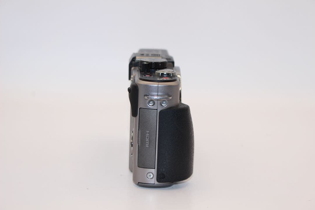 ★お買い得★ DMC-GX1 ボディ　ミラーレス　LUMIX