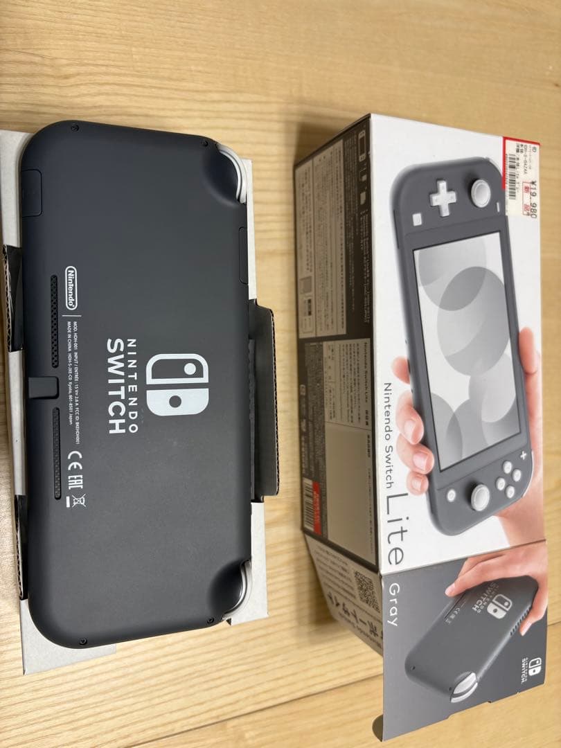 良品 // Nintendo Switch Lite グレー 本体＆箱付き