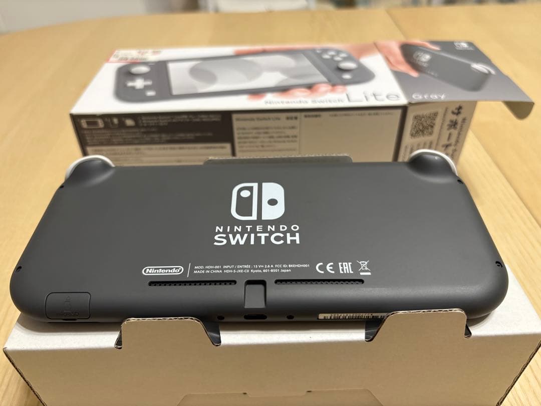 良品 // Nintendo Switch Lite グレー 本体＆箱付き