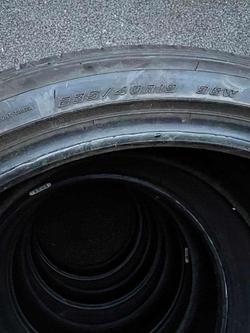 235/40R19, グッドイヤータイヤ,2本