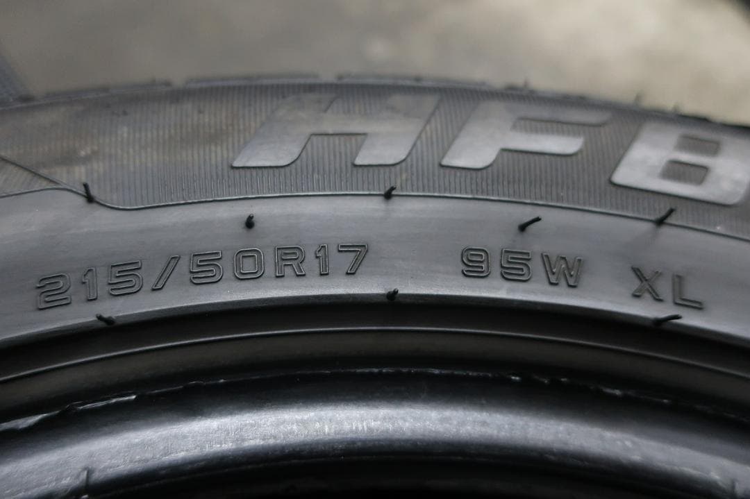 Knt-.123様送料込　2024年　ハイフライ　HF805　215/50R17