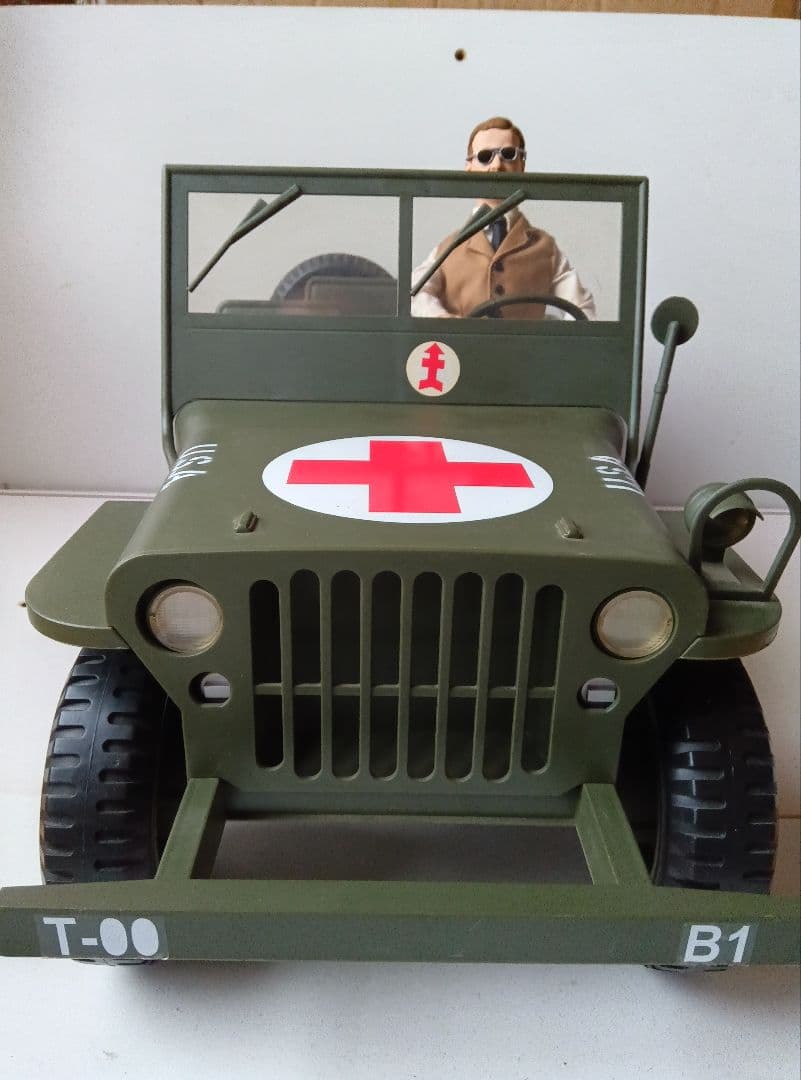 1/6 ジープ