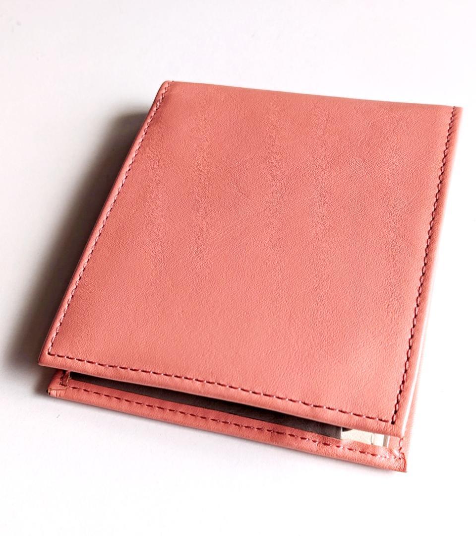 新品・未使用品　JOGGO 本革　２つ折り財布　マルニ・カルティエ好きの方に