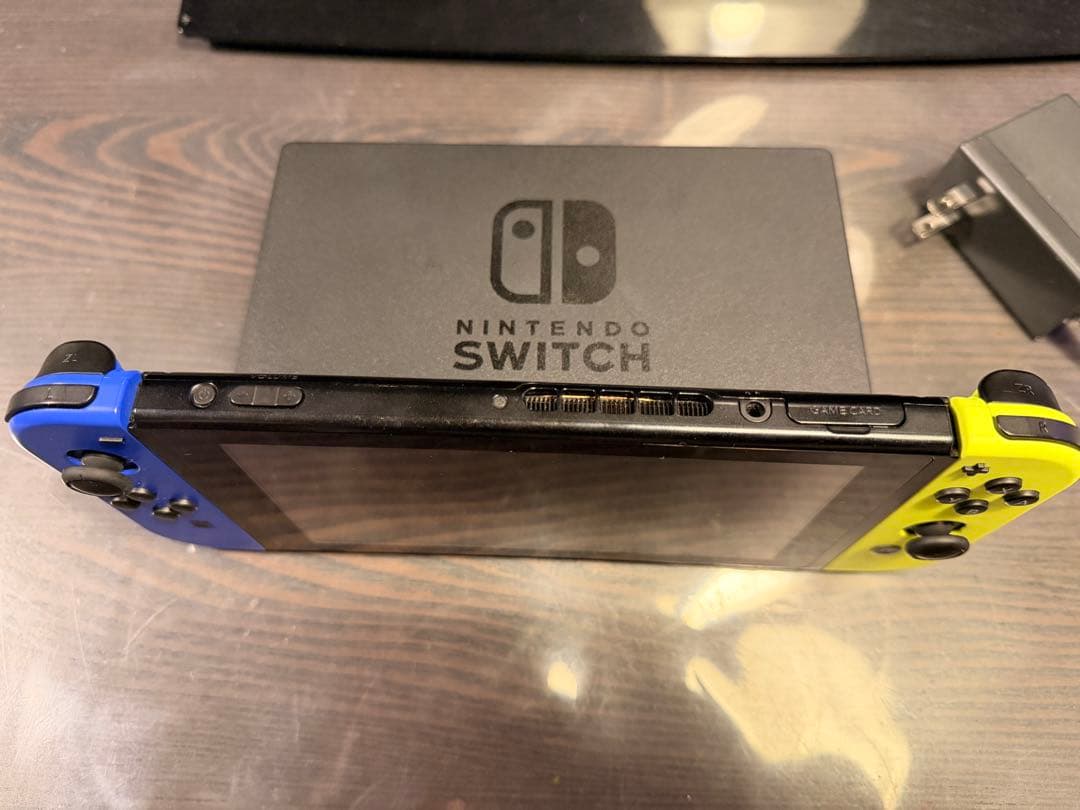 未対策機動作品NintendoSwitch HAC-001 本体　ジョイコンx2