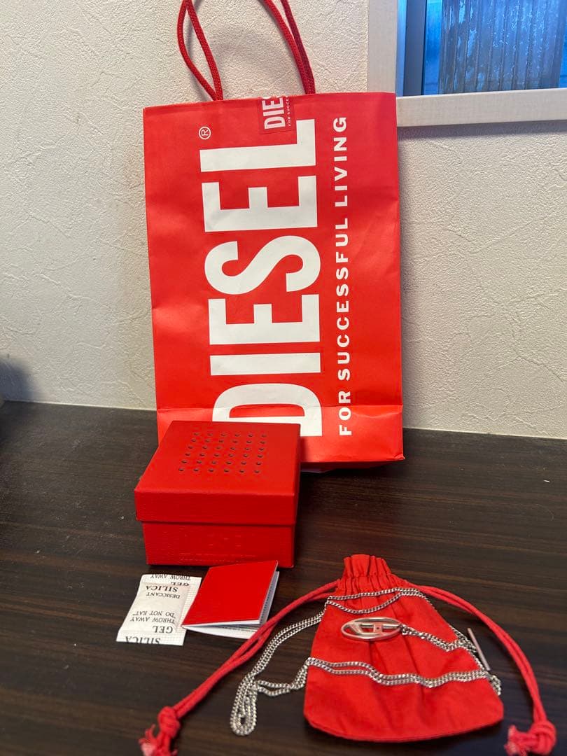 DIESEL ネックレス メンズ 箱付き