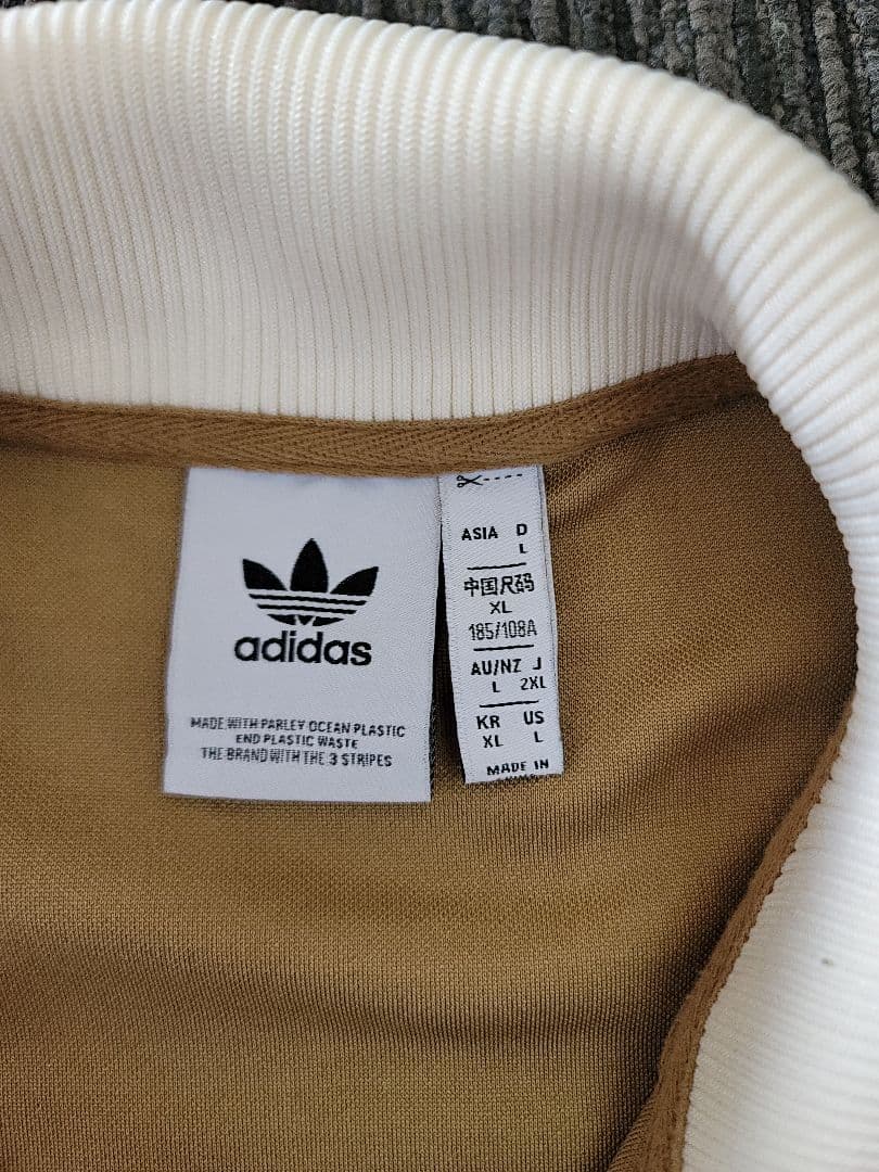 adidas アディカラー　Adicolor Heritage Now　ジャージ