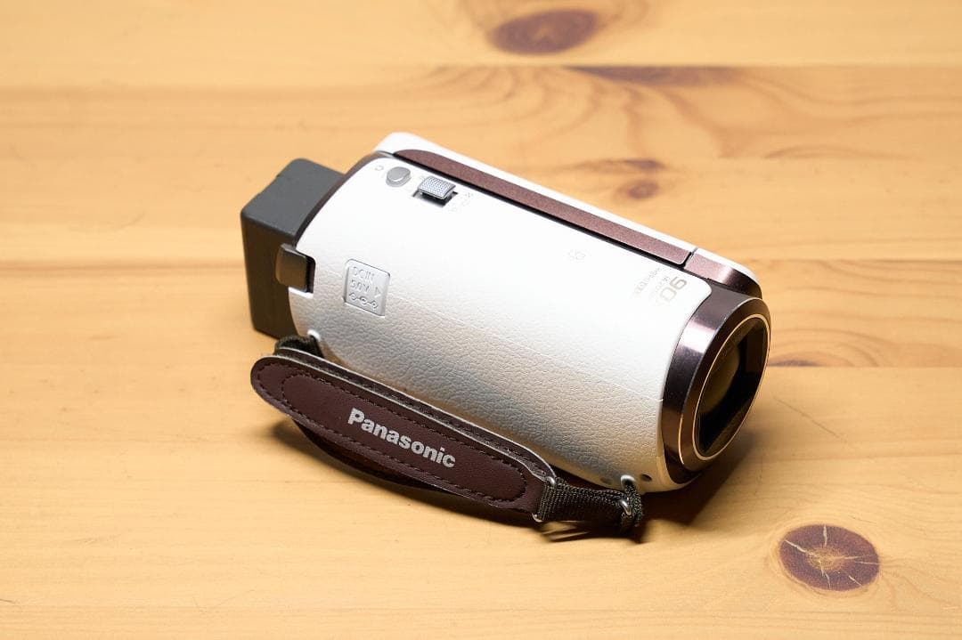 【美品】Panasonic HC-W570M ホワイト