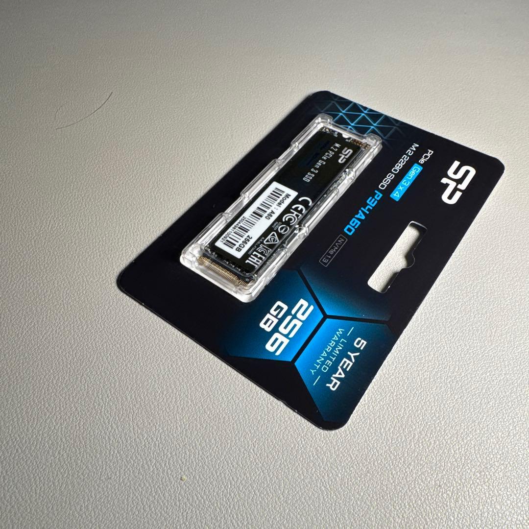 内蔵型SSD m.2 2280 sp pcle gen 3 ssd P34A60 256gb