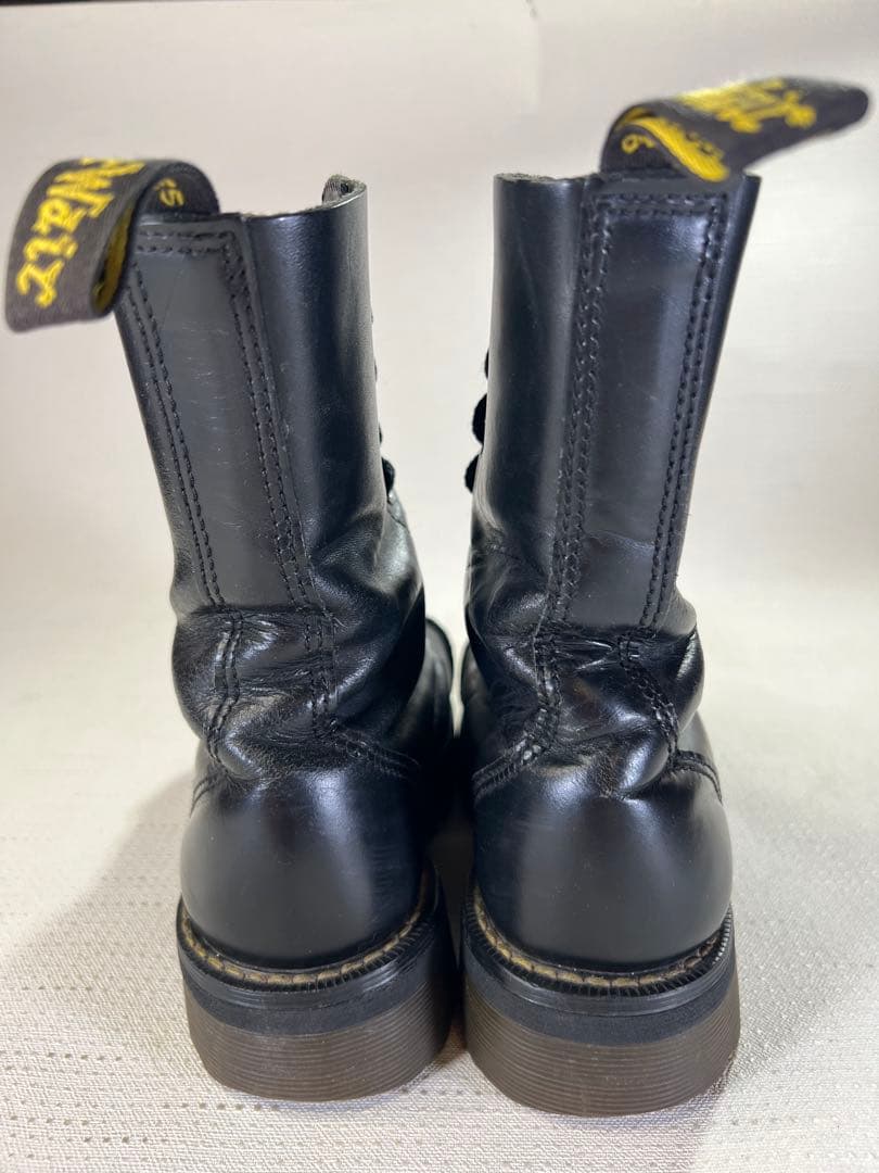 UK3～UK4程度 Dr.Martens STEEL TOE 10ホール 英国製