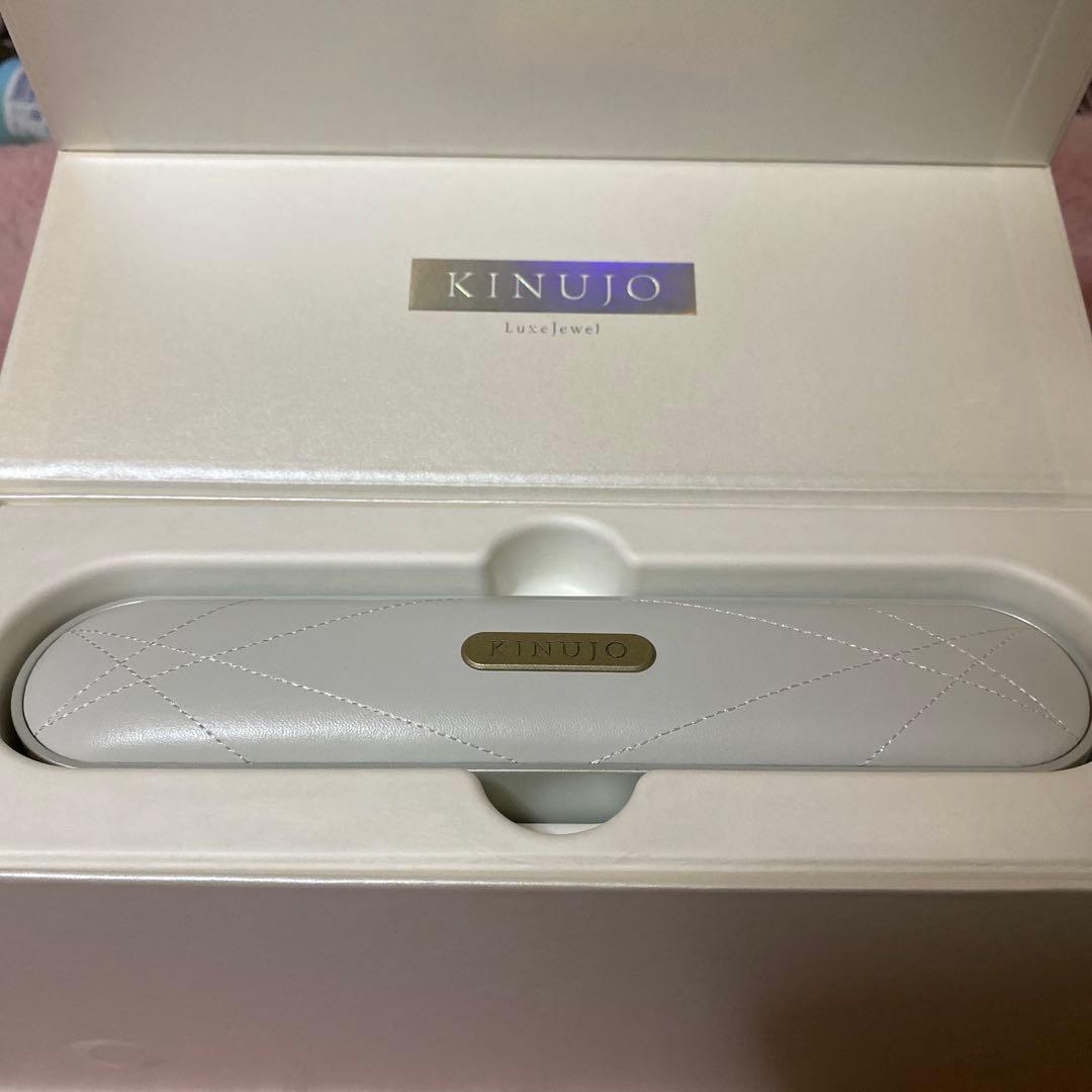 KINUJO絹女　LuxeJewelコードレスヘアアイロン