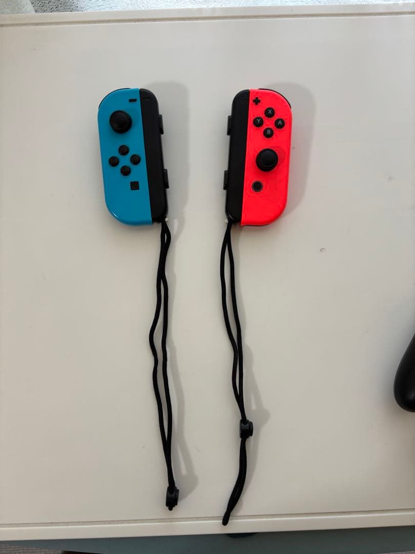 完備品Nintendo Switch 本体 ネオンブルー・ネオンレッド