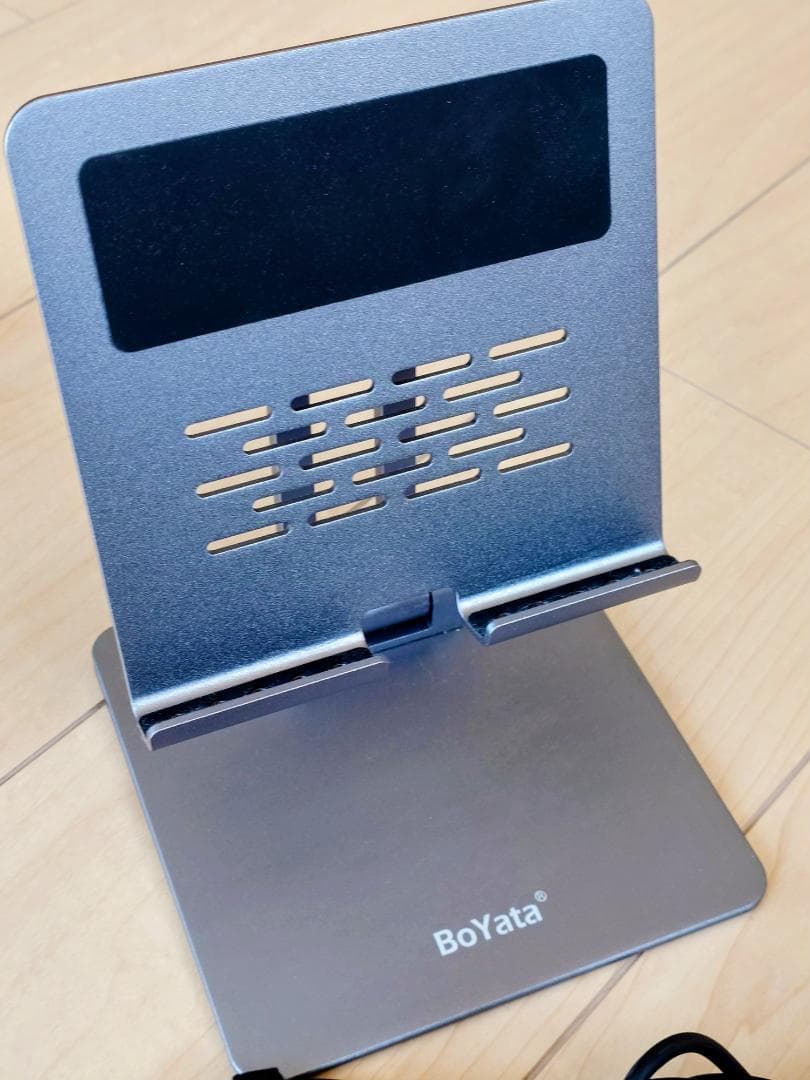 美品【任天堂】ファミコン クラシックミニ ＆ モバイルモニターセット！