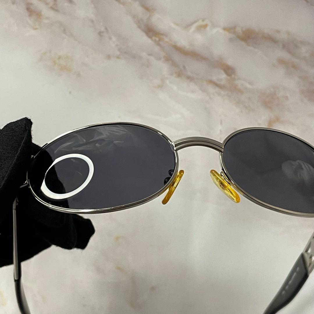 fendi オーバル メタル ロゴ y2k モード サングラス ケース付き