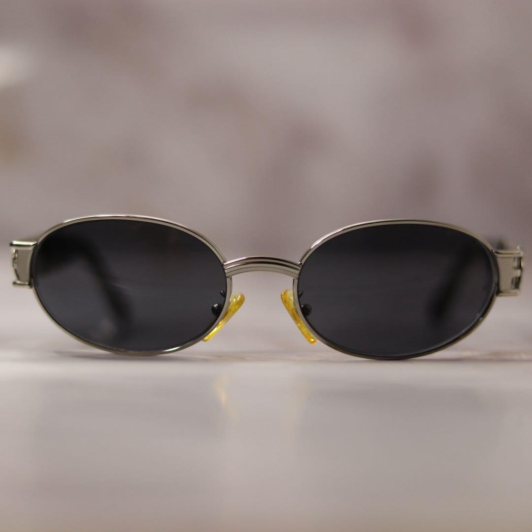 fendi オーバル メタル ロゴ y2k モード サングラス ケース付き