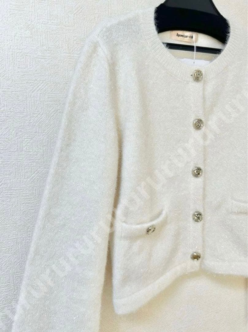 完売色★新品タグ付★Apuweiser-riche ラメ入りシャギーカーデ