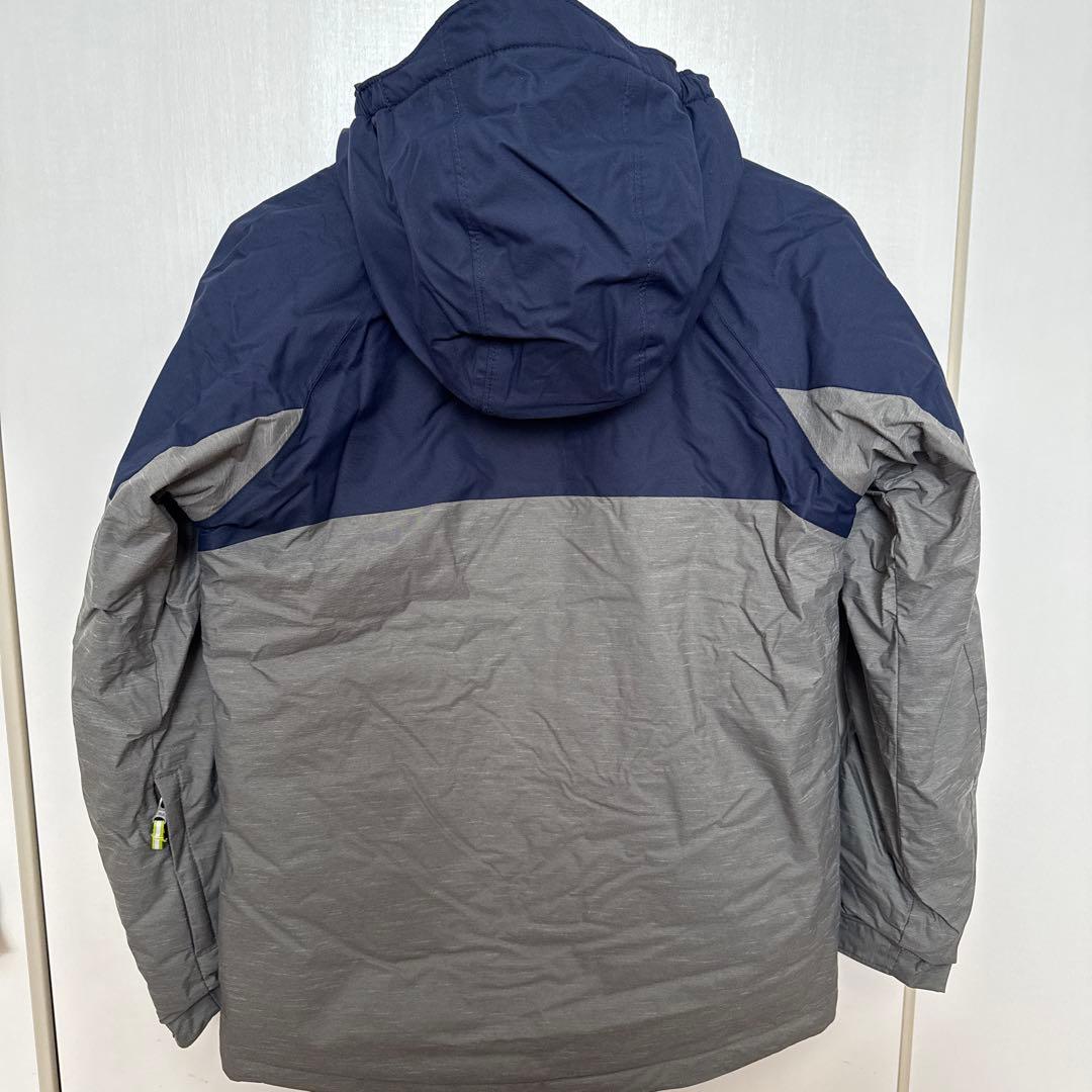 【美品】Columbia 子ども用スノーボードウェア 140㎝