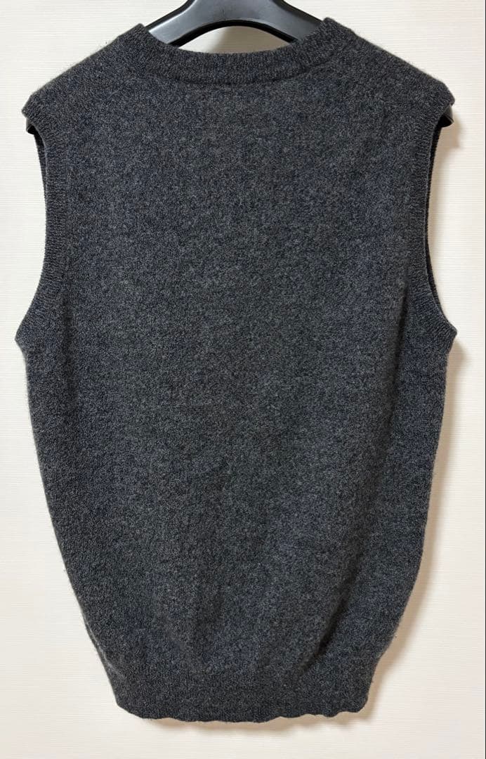 新品、未使用　Pure Cashmere カシミヤ100% Vネックベスト