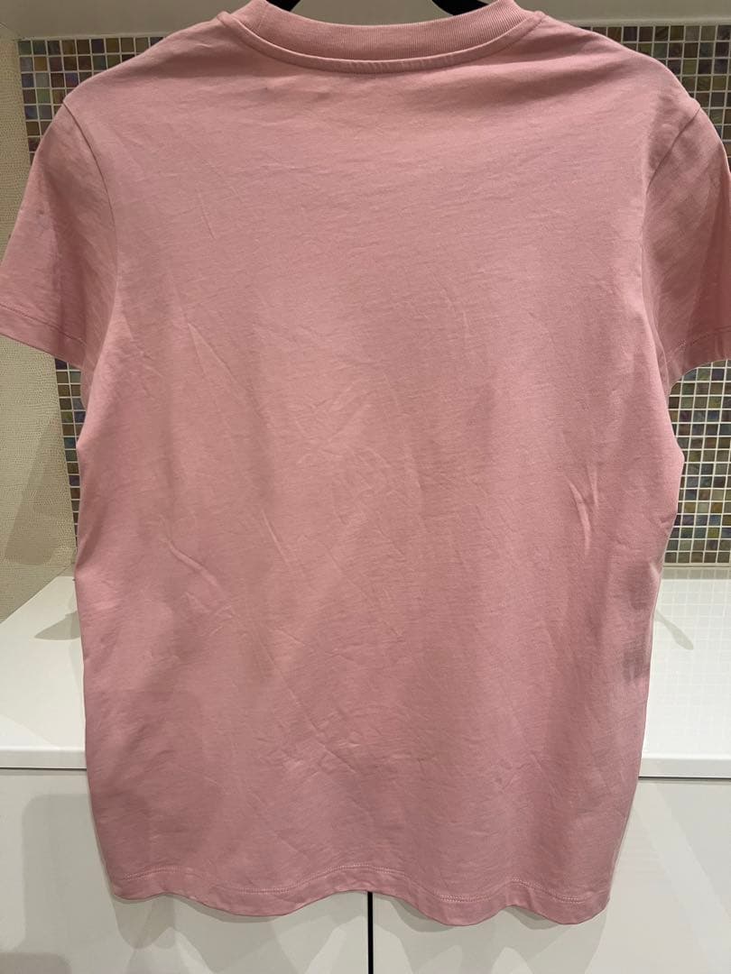 モンクレール　レディース　半袖Tシャツ　　ピンク ロゴ Sサイズ