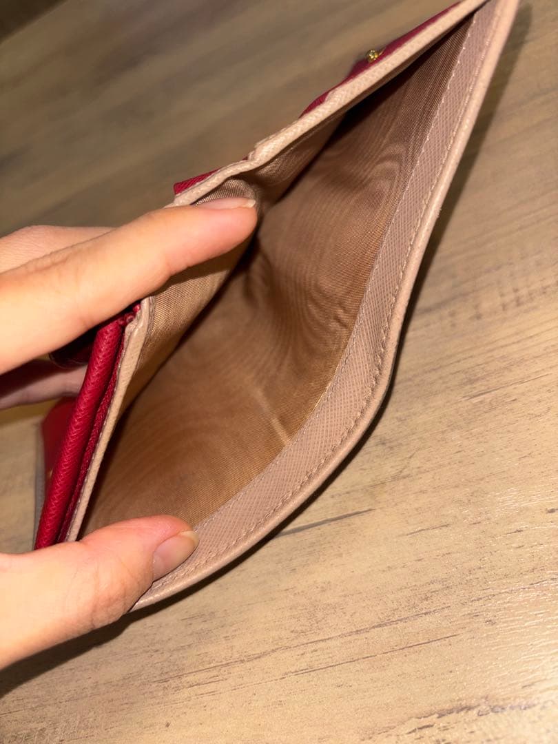 PRADA サフィアーノレザー 二つ折り財布