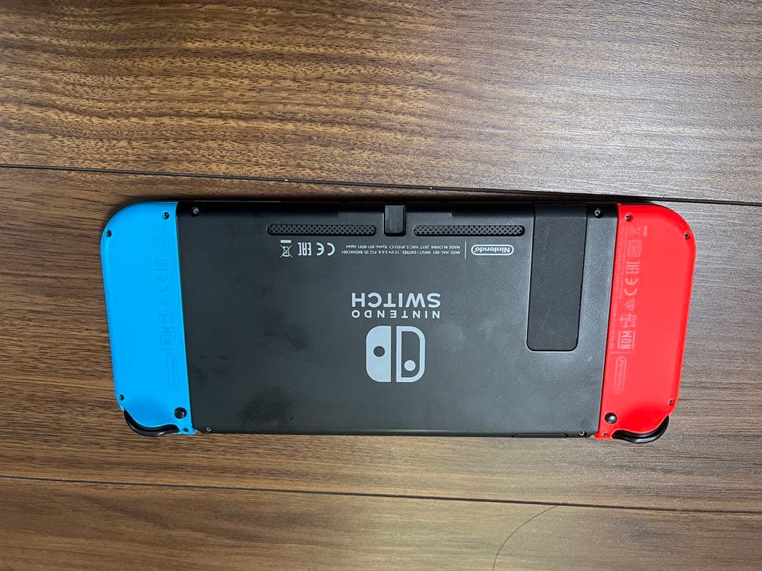 Nintendo Switch 本体　専用SDカード付