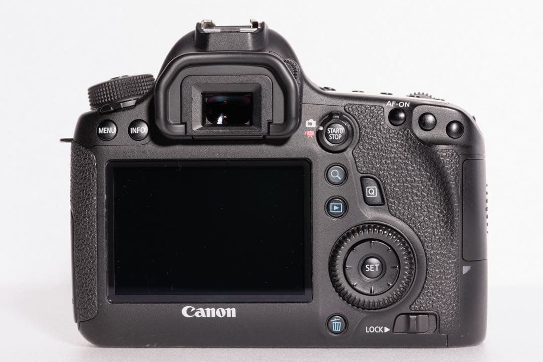 Canon EOS 6D ボディ実用品