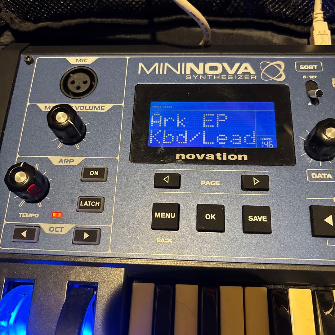 Novation MININOVA シンセサイザー　ジャンク扱い