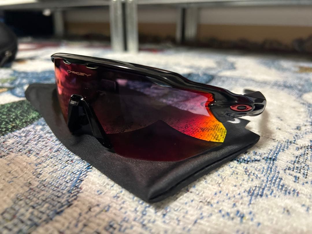 Oakley RADAR EV PATH ケース付