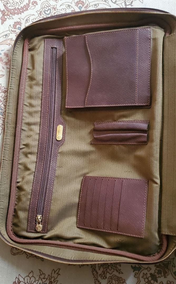 FENDI レザー　ボストンバッグ